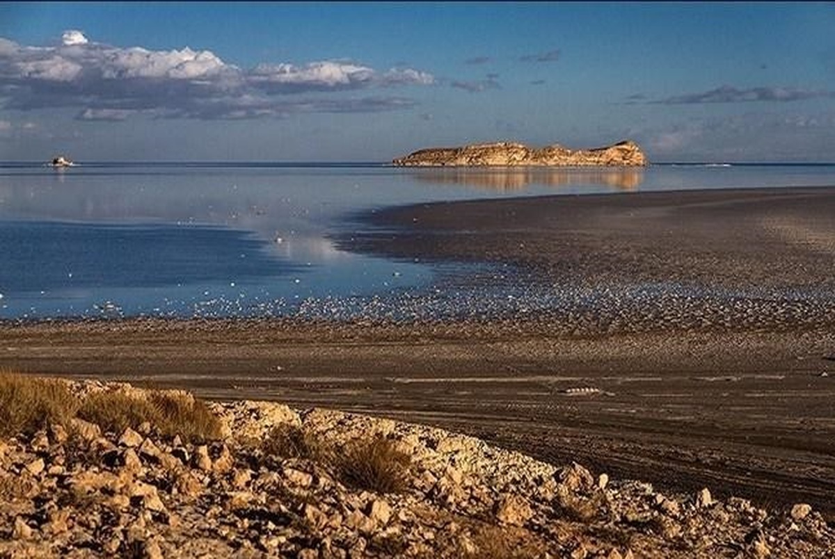 تراز دریاچه ارومیه کاهش پیدا کرد