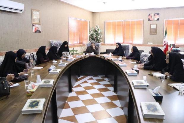 فرماندار آباده: بانوان درپست های مدیریتی قوی تر کار کردند