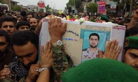 شهید مدافع حرم در فاضل آباد گلستان تشییع و به خاک سپرده شد