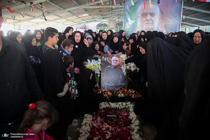 مراسم هفتمین روز شهادت سرلشگر پاسدار شهید مجید خادمی در روستای امیر حاجیلو - فسا