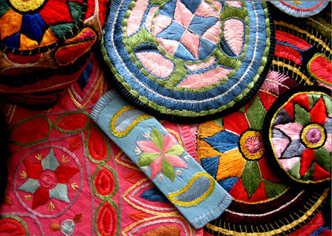نمایشگاه‎های صنایع دستی زمینه‌ساز معرفی ظرفیت‌های هنری تبریز است