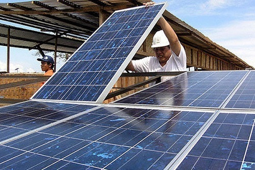 هدفگذاری کمیته امداد برای ساخت 20 هزار نیروگاه خورشیدی در کشور