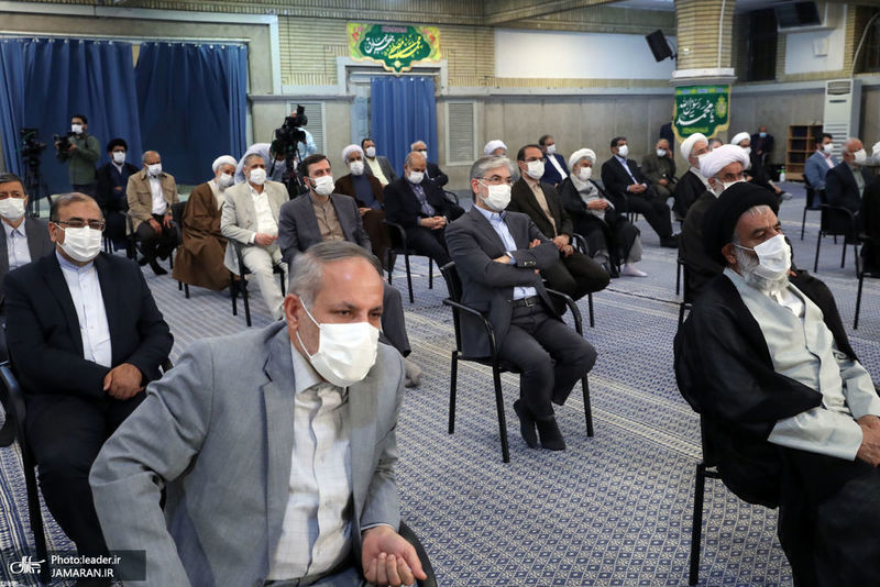 دیدار میهمانان کنفرانس وحدت اسلامى‌ و جمعی از مسئولان نظام با رهبر معظم انقلاب