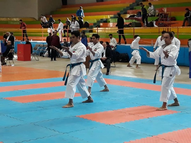 کارگران یزد قهرمان مسابقات کاراته کشور شدند