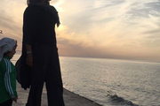 مهناز افشار و دخترش در کنار دریا +عکس