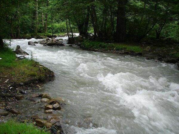 طرح انتقال آب رودخانه چالوس به بخش خصوصی واگذار می‌شود