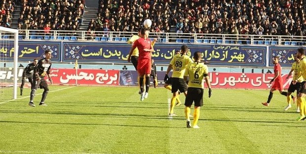 دیدار سپاهان وشهرخودرو بدون حضور هواداران
