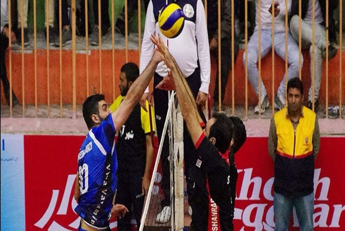 زد و خورد شدید سید محمد موسوی با هوادار والیبال/ سرایت اپیدمی بی اخلاقی از فوتبال به والیبال