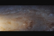 کهکشان راه شیری و کهکشان آندرومِدا چه زمانی با یکدیگر برخورد می‌کنند؟