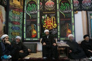 مراسم عزادارى شهادت حضرت فاطمه زهرا(س) در بيت آيت الله دوستى زنجانى
